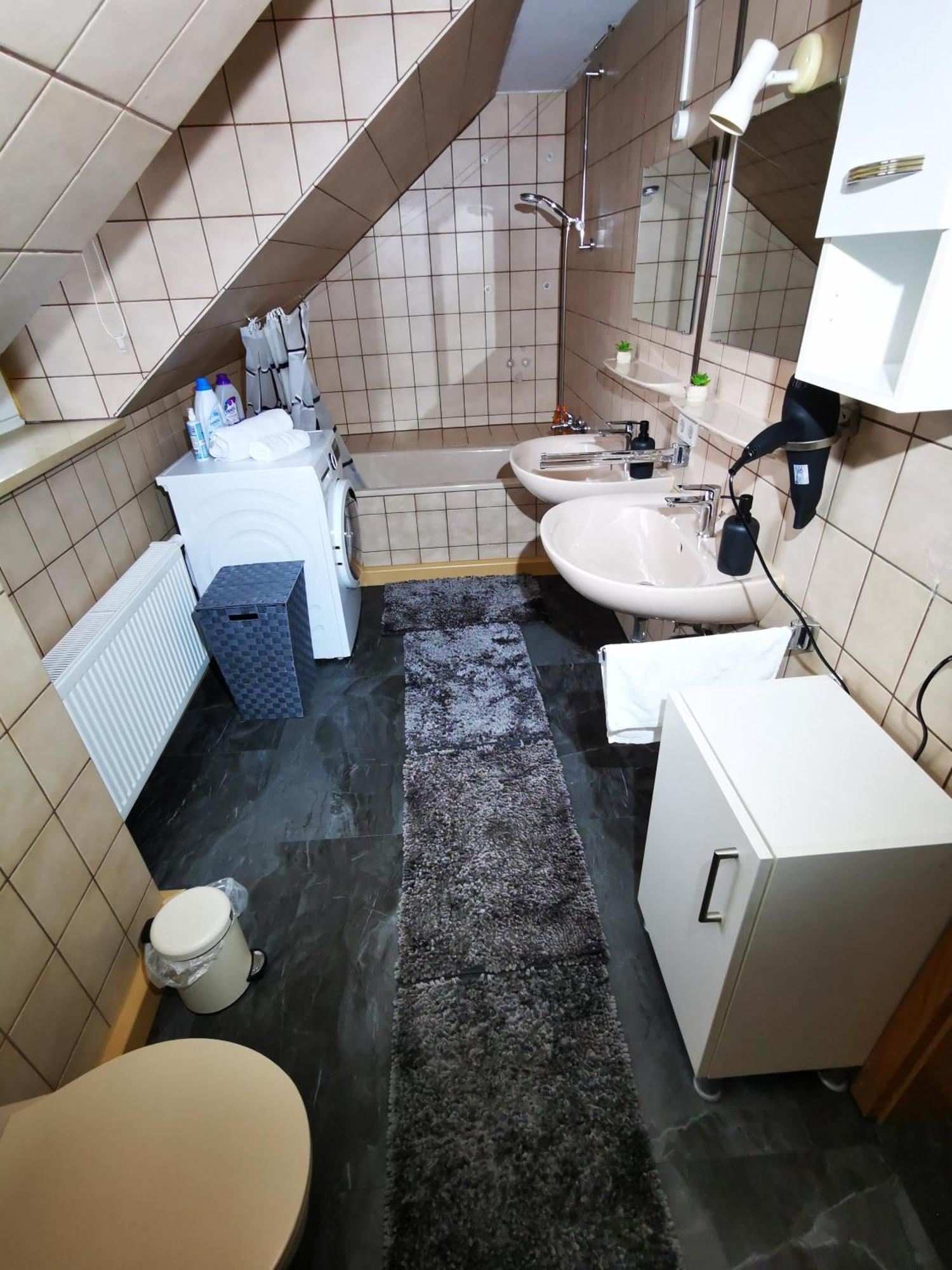 Sehr Schones 2 Zimmer Maisonnette Wohnung Ansbach Kültér fotó